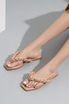 ChainStrawFlatSandals1