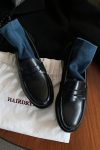 Round-Toe-Glossy-Leather-Loafer-5