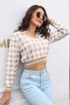 V-Neck-Houndstooth-Knitted-Crop-Top-2